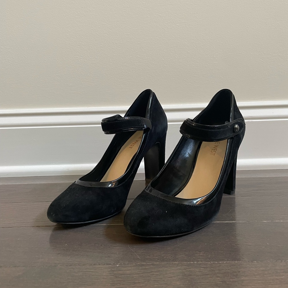 Nine West Suede Black Mary Jane Heels, Size 7.5
